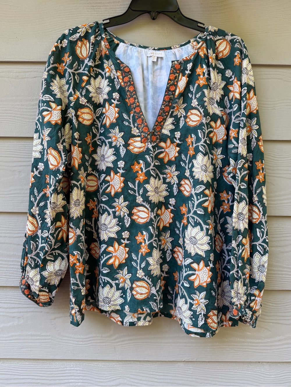 Anna Cate Women’s Floral Split-Neck Blouse